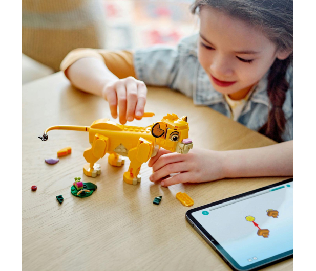 LEGO DISNEY CLASSIC 43243 Król Lew — lwiątko Simba - 1248790 - zdjęcie 11